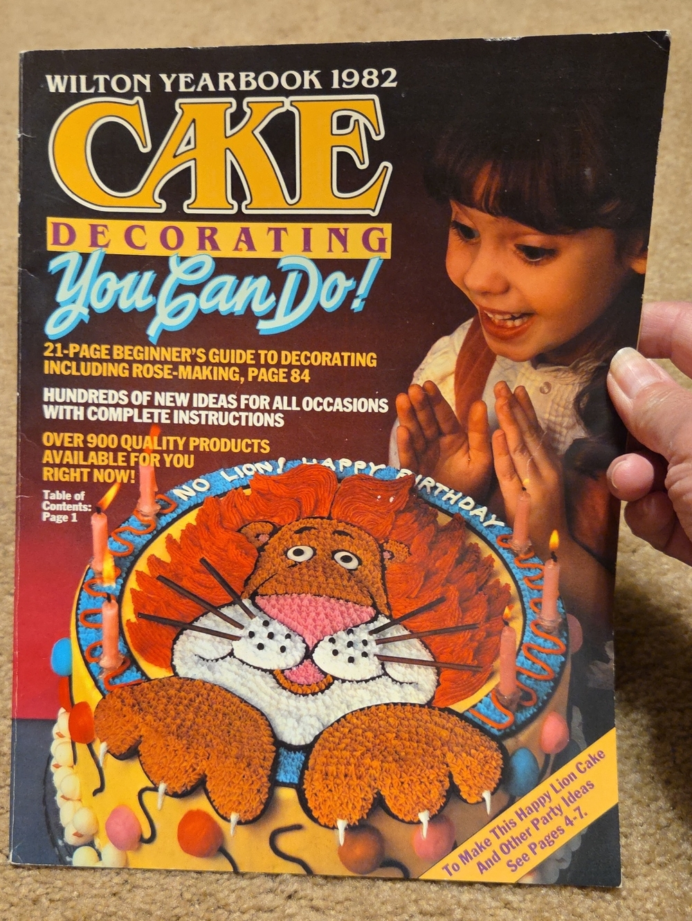 VINTAGE Wilton Multicolor Cake Decorating Yearbook 1982